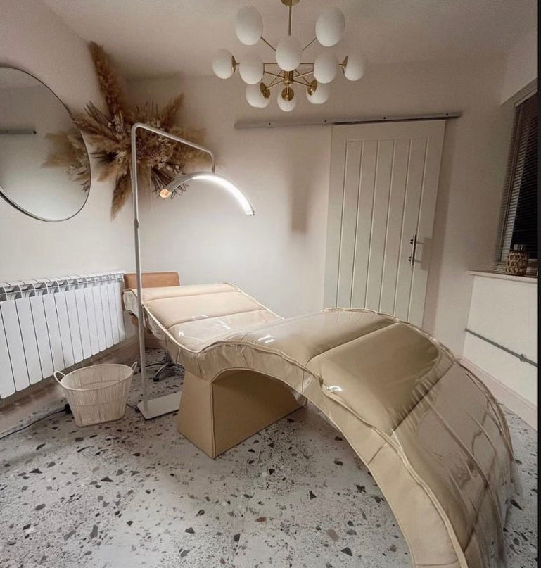 Bespoke curve fluted beauty bed