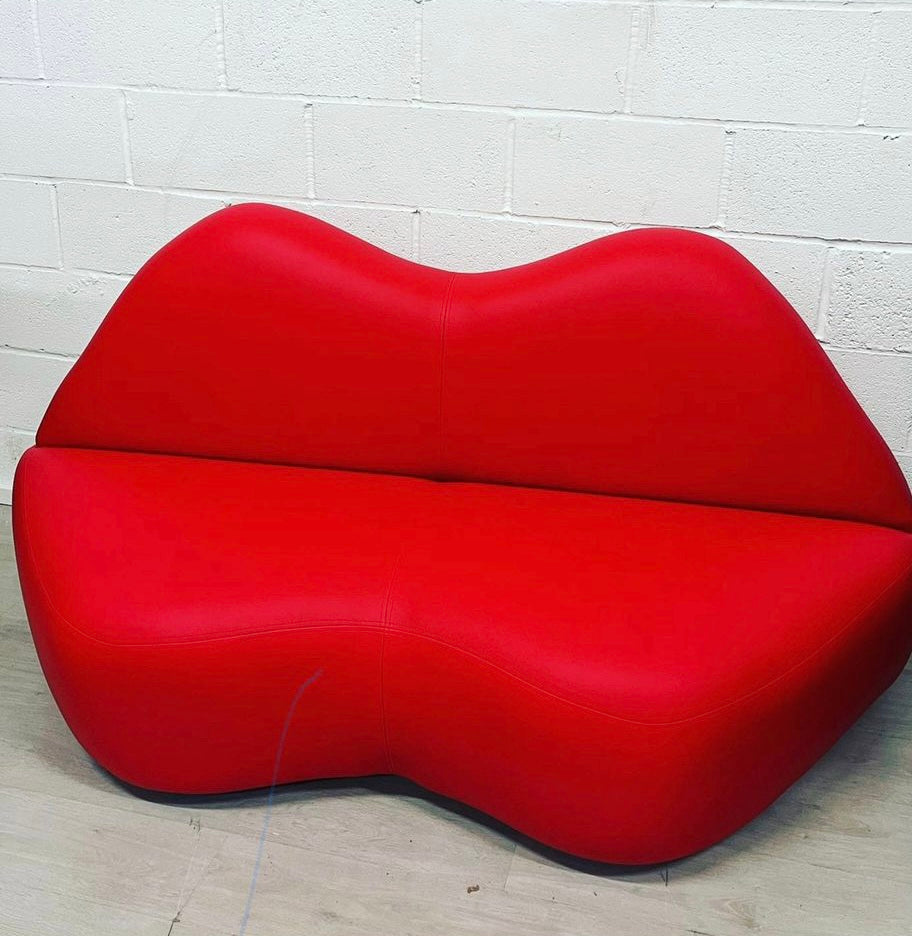 Bespoke Lip sofa