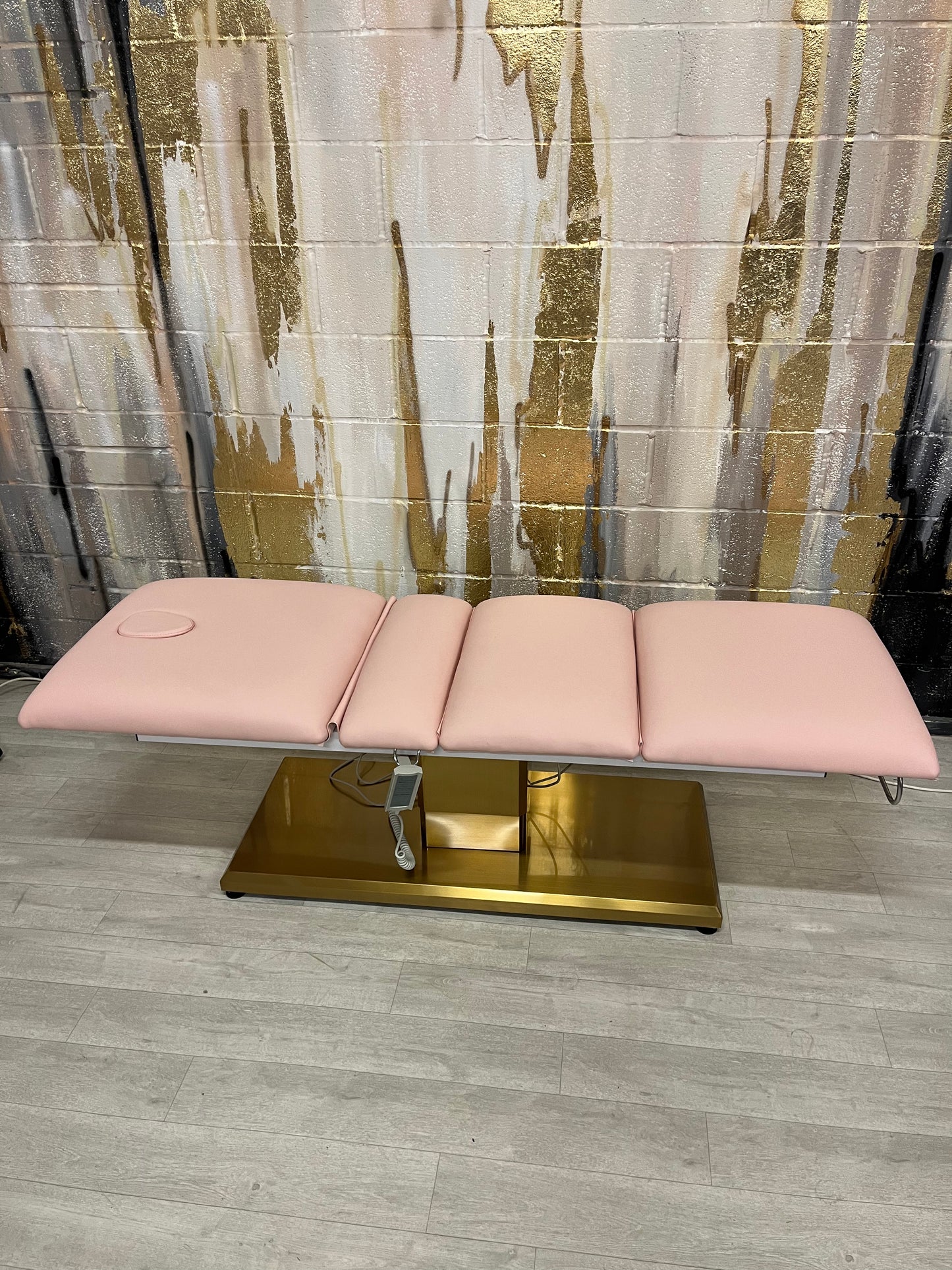 Electric beauty bed (gold base)